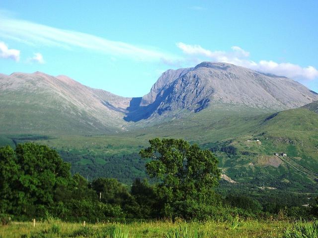 Ben Nevis, 1,344 metres, Scotland. Photograph taken from Banavie about 8 km north west. 18:55, 11 July 2005. The summit is beyond and to the left of the apparent highest point, Càrn Dearg North, 1,221